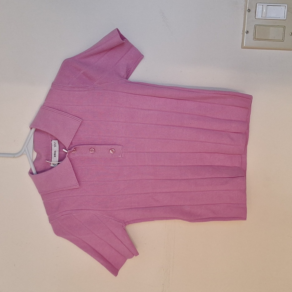 Mango xs pink ahort sleeve sweater Worn 2x